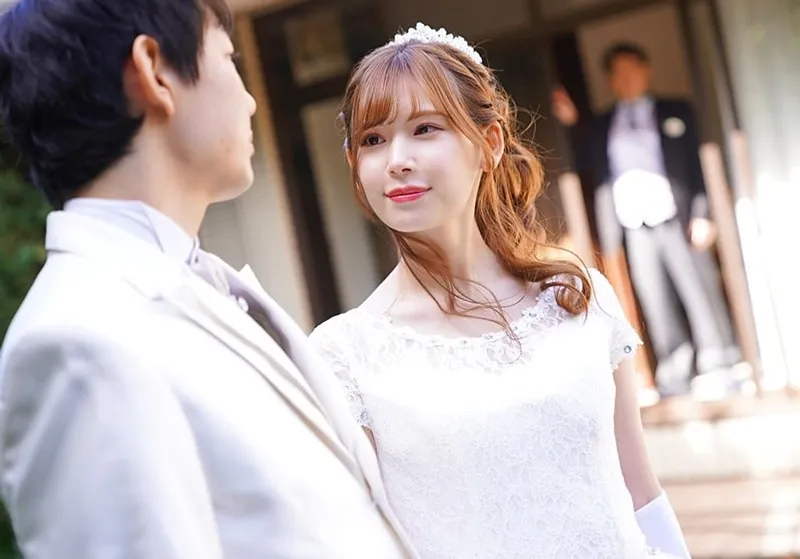 Bố gã chồng quan hệ người tình của con trai ngay sau lễ cưới của con trai